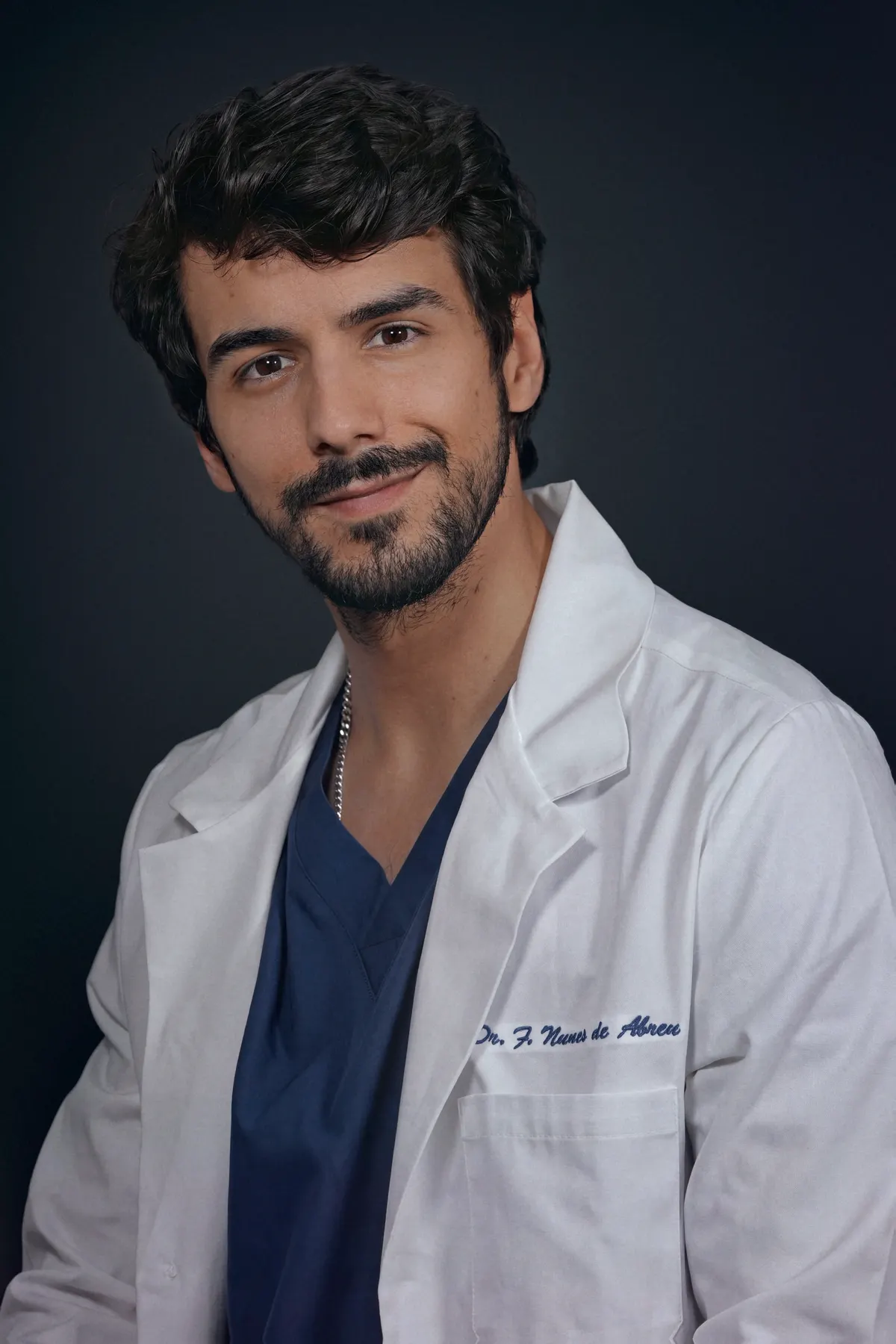 Dr. Francisco Abreu, cirujano plástico en Alicante