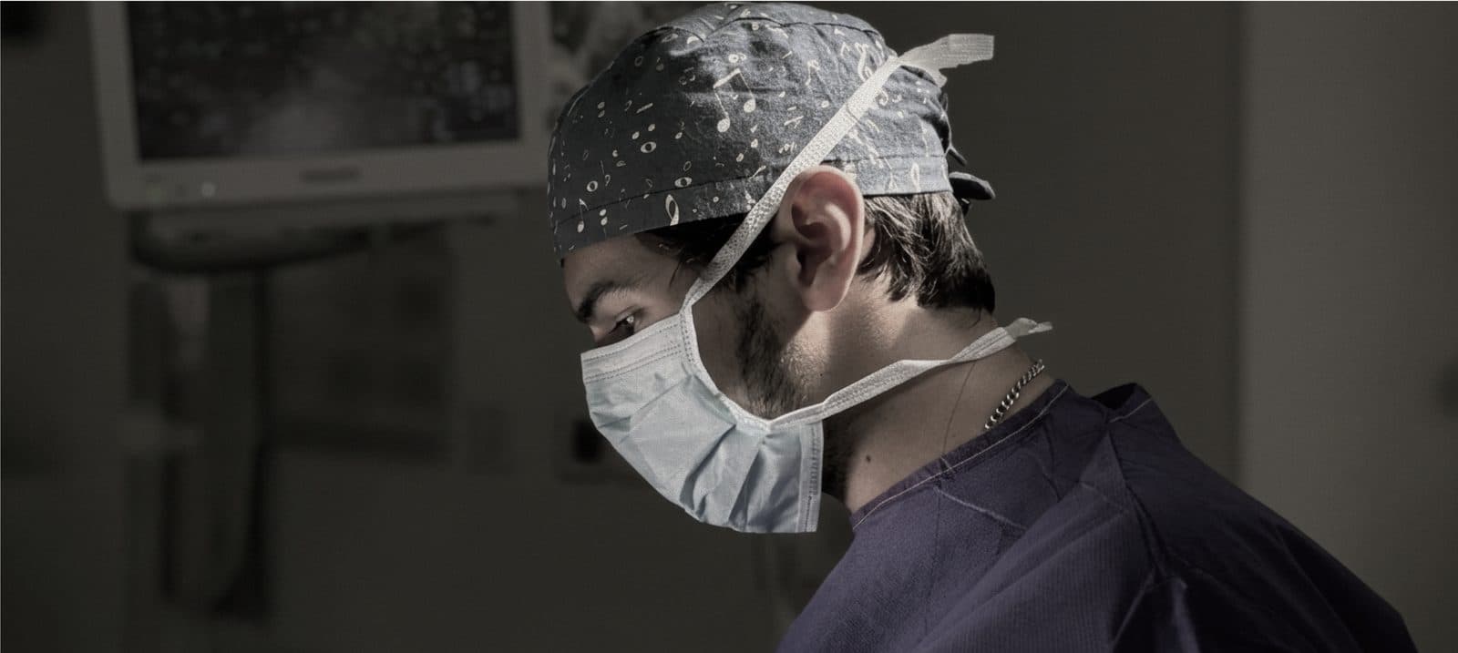 Cirugía plástica en Alicante y Madrid — resultados naturales